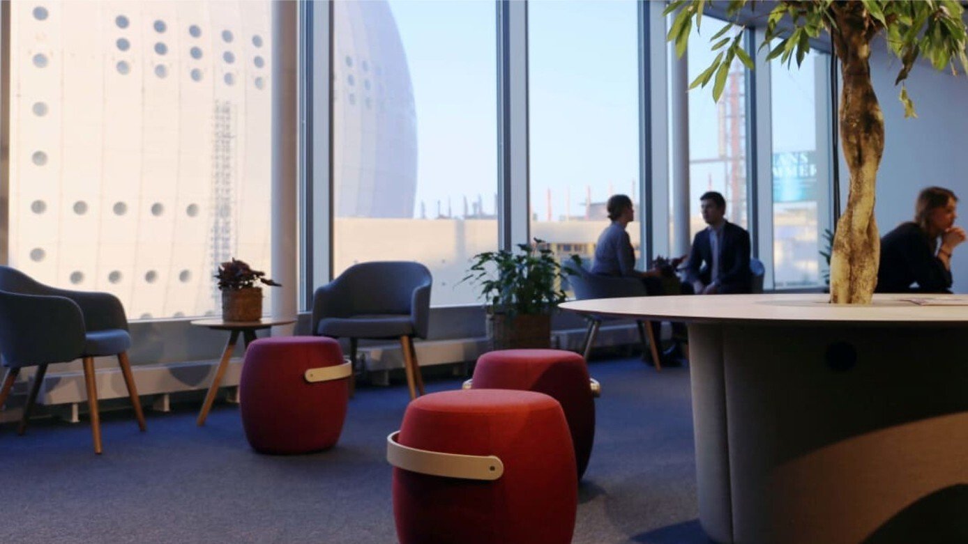 <span id="hs_cos_wrapper_name" class="hs_cos_wrapper hs_cos_wrapper_meta_field hs_cos_wrapper_type_text" style="" data-hs-cos-general-type="meta_field" data-hs-cos-type="text" >Ebab inviger nytt huvudkontor i Söderstaden</span>